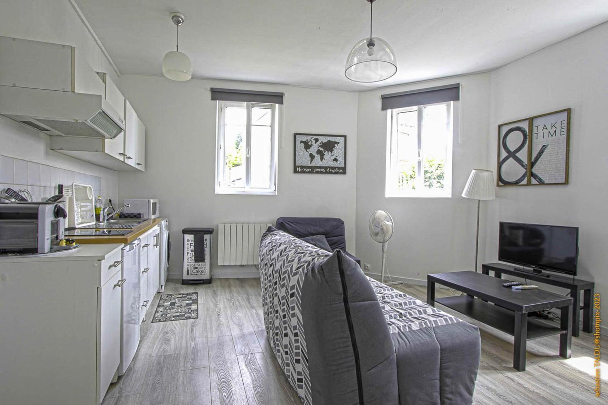 Cosyrouen Gare Apartment ภายนอก รูปภาพ