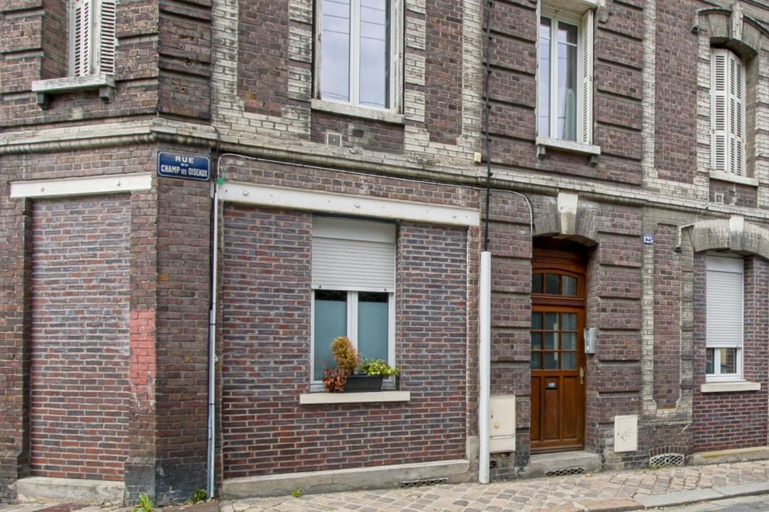 Cosyrouen Gare Apartment ภายนอก รูปภาพ